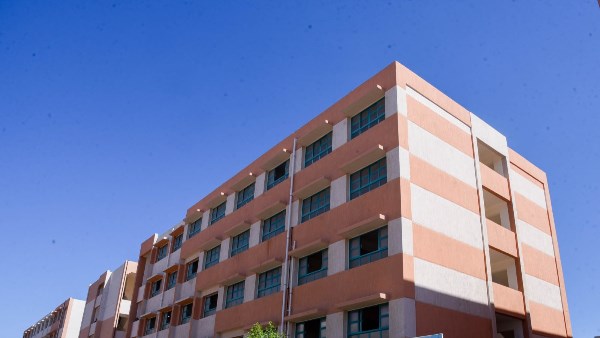 محافظ الإسكندرية: إطلاق «تحيا مصر» على شارع المدارس ومجمعها التعليمي