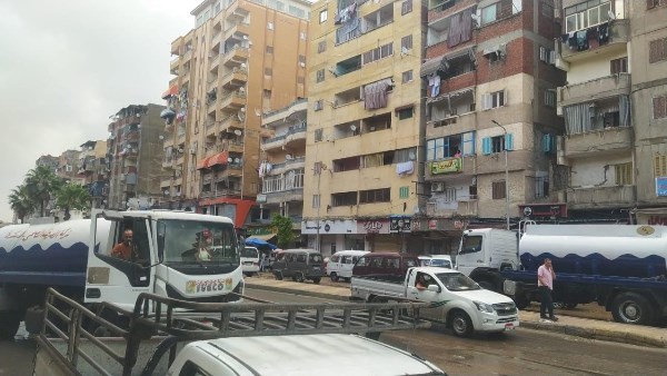 صرف الإسكندرية تتابع الأمطار لحظيًا للتعامل فوري مع تجمعات المياه