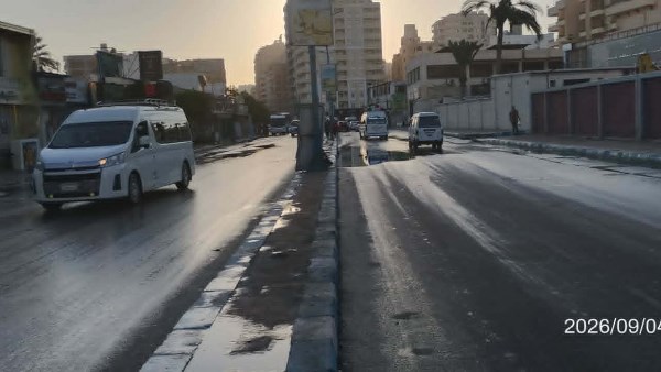 انقطاع الكهرباء السبب.. مياه مطروح ترد على تجمعات الصرف بالشوارع