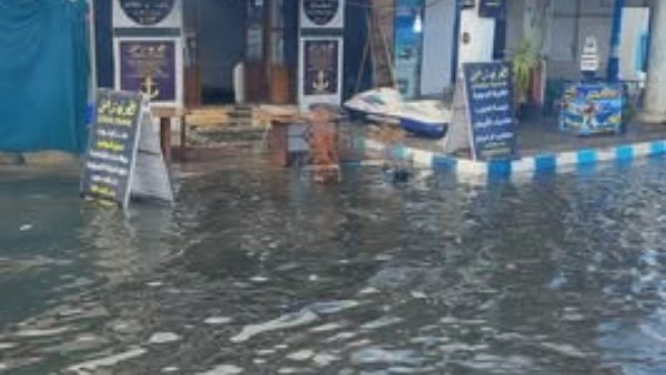 بيان من شركة مياه مطروح عن أسباب وجود تجمعات مياه الأمطار بالشوارع
