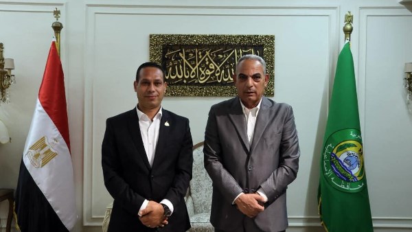 برلمانية «مستقبل وطن» تلتقي مع محافظ الإسماعيلية لبحث مطالب المواطنين والاستعداد للعام الدراسي