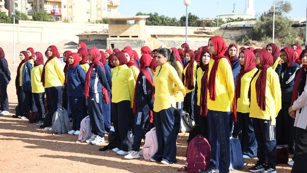 «قناة السويس» تبدأ العام الجديد بتحية العلم بمشاركة قيادات الجامعة (صور)