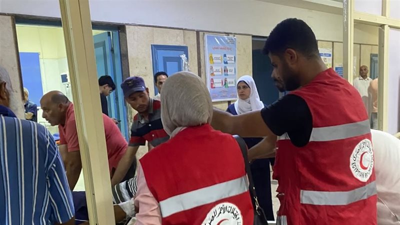 تحرك عاجل من الهلال الأحمر لإنقاذ مصابي حادث مطروح