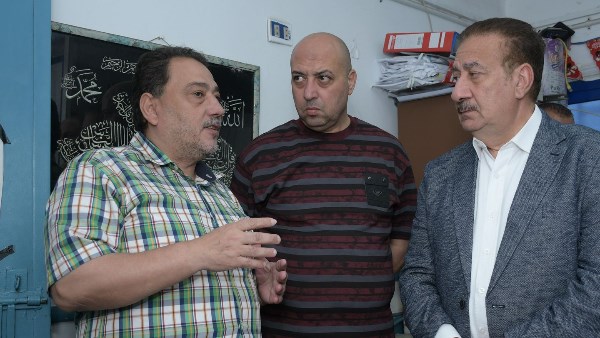 استمرارا لجولاته المفاجئة.. محافظ بورسعيد يتفقد مكتب التأمينات الاجتماعية بحي المناخ