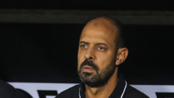 النحاس يكشف سر رحيله المفاجئ عن المصري: مكالمة الرابعة فجرا