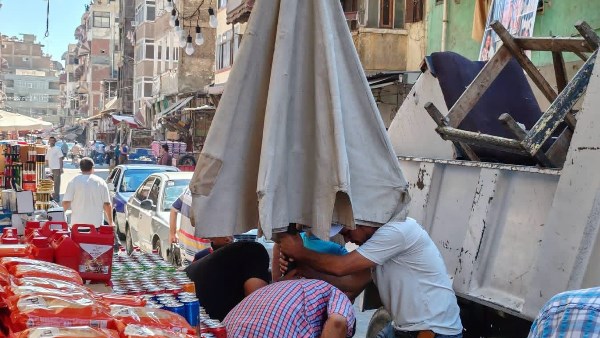 جهود ميدانية وحملات مكثفة بجميع أحياء بورسعيد وبورفؤاد لإزالة الإشغالات ومكافحة النباشين