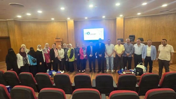 ختام فعاليات البرنامج التدريبي لإعداد القيادات الأكاديمية بجامعة بورسعيد