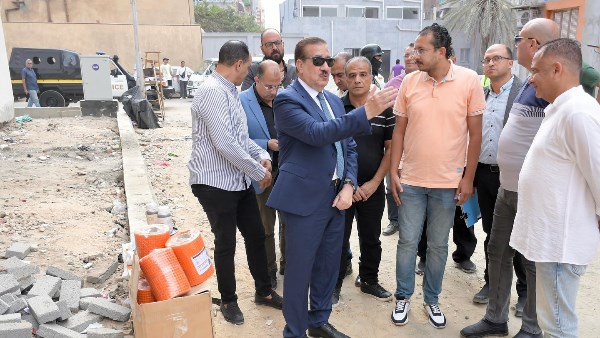 محافظ بورسعيد يتابع بدء أعمال تطوير “المرحلة الثانية بالمنطقة الرابعة” بحي المناخ