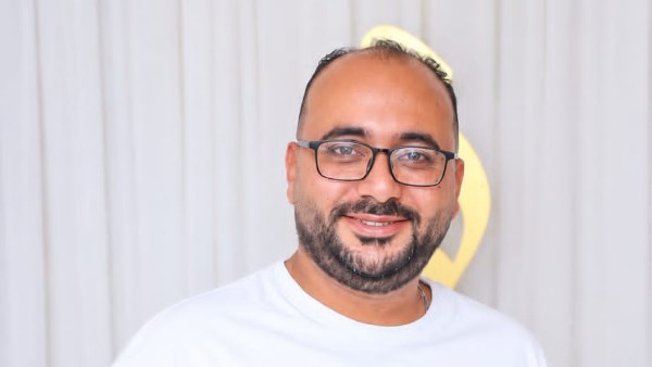 الكلاب الضالة تتسبب في وفاة شاب بورسعيدي.. وأسرته تكشف التفاصيل