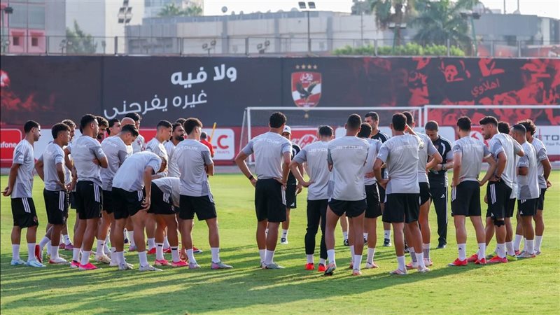 10 صور ترصد استعدادات الأهلي لمباراة سموحة في الدوري الممتاز