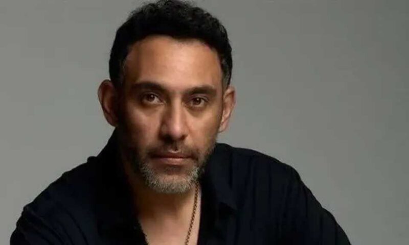 فيديو مثير للجدل لـ عمرو مصطفى من إيطاليا.. ما علاقة حمو المرشدي؟