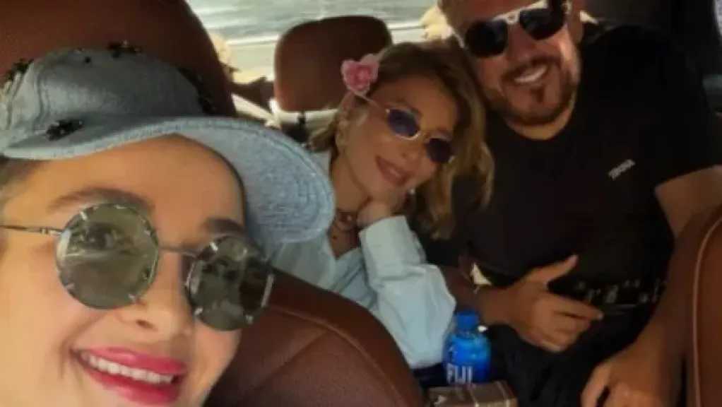 شام الذهبي توثق عودتها مع أصالة إلى سوريا استعدادًا للحفل المرتقب