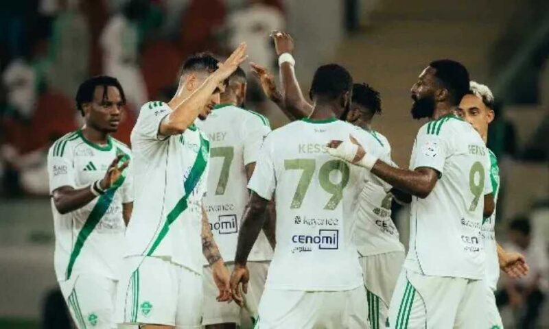 مدرب الأهلي السعودي يعلق على الخسارة أمام صن داونز والخروج من كأس القارات