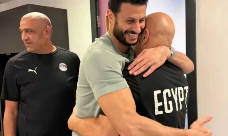 غياب محمد الشناوي عن منتخب مصر يثير التساؤلات