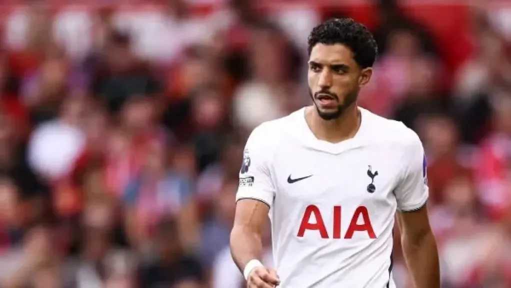 طاهر محمد طاهر يواصل برنامجه التأهيلي في الأهلي بعد إصابة المرفق