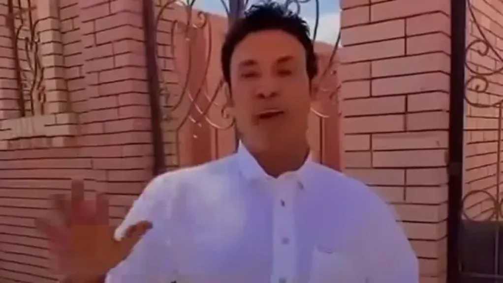 سعد الصغير يزور قبر والدته بعد زفاف نجله ويوجه لها رسالة مؤثرة