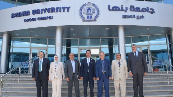 رئيس جامعة بنها يستقبل لجنة مجلس الجامعات الأهلية لمتابعة إنشاء الجامعة التكنولوجية بالعبور