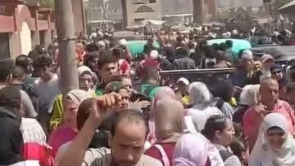 بعد استغاثات أولياء الأمور.. تعليم القليوبية يعلن خطة عاجلة لتنظيم خروج الطلاب من مجمع إسكو