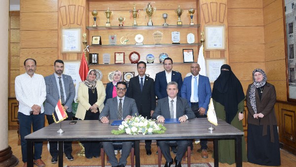 بروتوكول تعاون بين جامعة بنها وشركة مياه القليوبية في التدريب والبحث العلمي والاستشارات ودعم الاستدامة