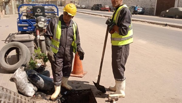 تطهير المصارف وشبكة تصريف مياه الامطار لمواجهة الشتاء بشبرا الخيمة