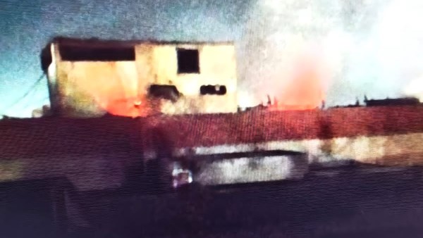 الحماية المدنية تسيطر على حريق هائل بمصعد كهربائي ببرج بميدان بمحطة طنطا