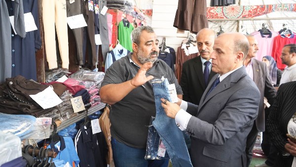محافظ الغربية يفتتح معرض «أهلاً مدارس» بالسنطة بتخفيضات تصل إلى 35%