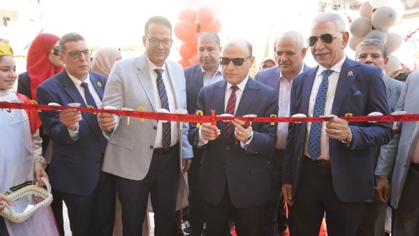 مع انطلاق العام الدراسي.. محافظ الغربية يفتتح مدرسة جديدة بكفر الصارم بسمنود