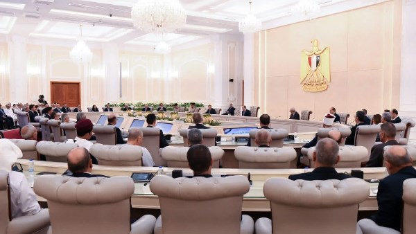 محافظ الغربية يشارك في اجتماع الرئيس السيسي.. توجيهات بشأن الخدمات وتماسك الجبهة الداخلية