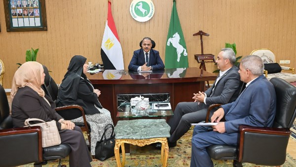 محافظ الشرقية يستقبل رئيس جهاز تعمير سيناء ومدن القناة لمناقشة محور «أبو حاكم – منيا القمح» و«تل روزن – بلبيس»