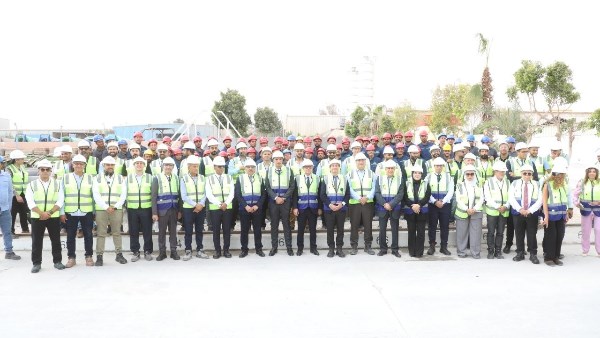 بحضور وزيري الاستثمار والصناعة وسفير فرنسا.. محافظ الشرقية يتفقد مصنعين بالعاشر من رمضان