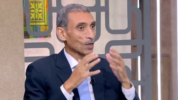 علي السيد: أمريكا تسعى للهيمنة كقطب واحد مسيطر على العالم