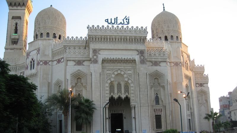 موعد أذان المغرب اليوم الثلاثاء في القاهرة والمحافظات