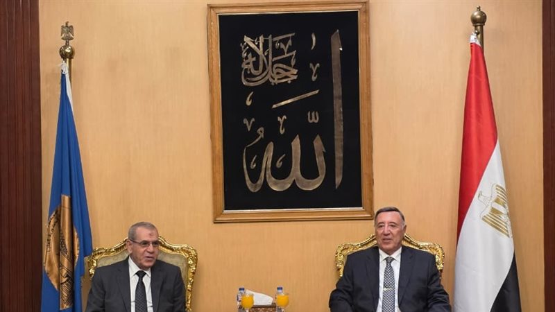 رئيسا الدستورية العليا والنقض يبحثان تعزيز التعاون بين جهات القضاء