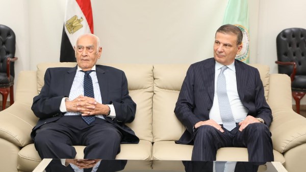 من الحقول إلى الزراعة العمودية.. مصر وألمانيا تبحثان تكنولوجيا «قمح المستقبل» بأقل مياه ومساحات محدودة