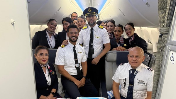 مصر للطيران تطلق أولى رحلاتها الجوية إلى زنجبار بتنزانيا