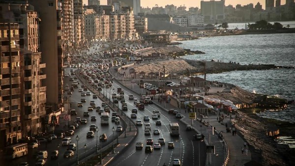 في أول أيام الخريف.. الطقس حار رطب نهاراً والعظمى بالقاهرة 33 درجة