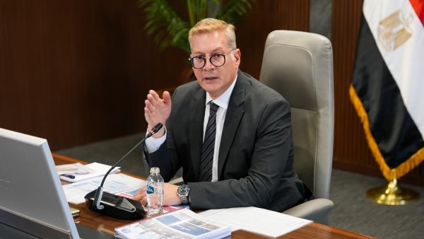 بدوي: القاهرة لتكرير البترول توفر 34% من احتياجات السوق من بنزين 80 و92