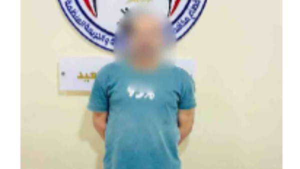 القبض على عاطل انتحل صفة موظف للنصب على عملاء البنوك