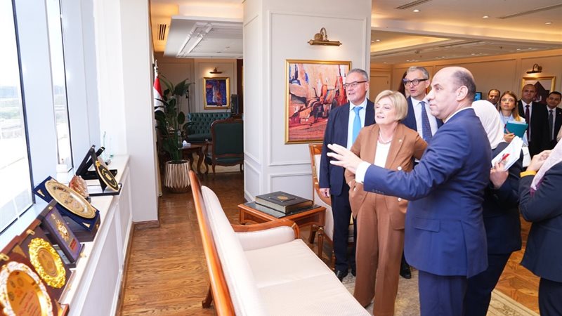 وزير العمل ونظيرته الإيطالية يبحثان زيادة فرص تشغيل المصريين في إيطاليا
