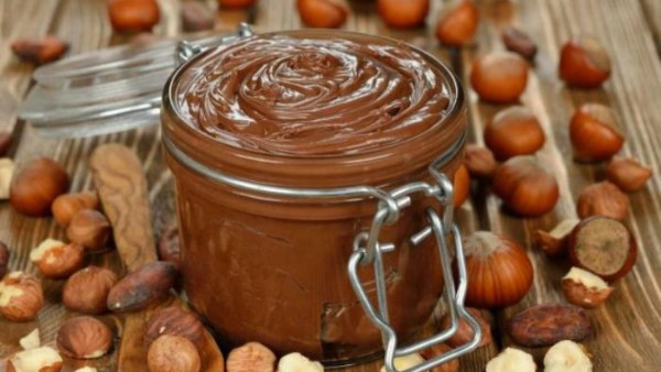 بأقل من 100 جنيه.. طريقة عمل النوتيلا في البيت
