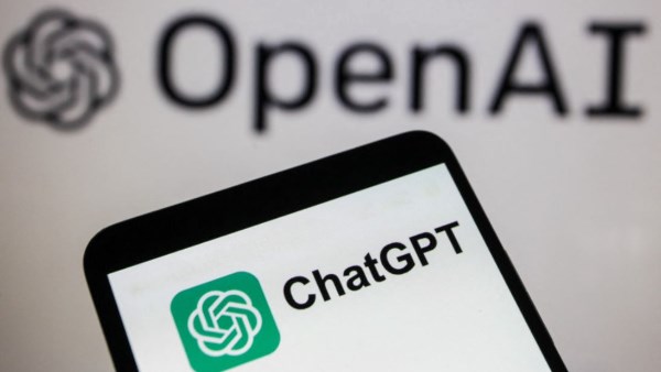 إعلانات ChatGPT تصل الشرق الأوسط.. هكذا ستظهر أمامك أثناء المحادثات