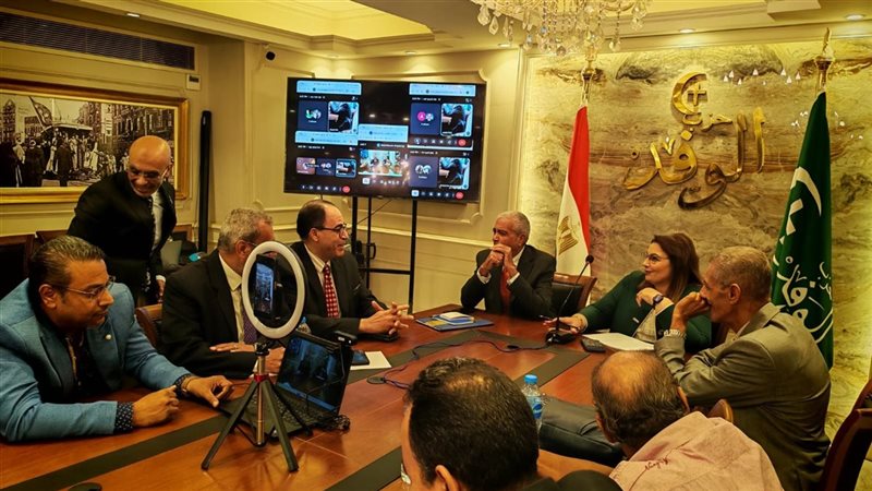 معهد الوفد للدراسات السياسية يواصل تأهيل كوادر المحليات (صور)
