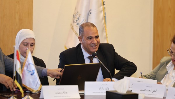 المؤشر العالمي للفتوى يعقد ورشة حول التحديات الأسرية بالتعاون مع البحوث الاجتماعية