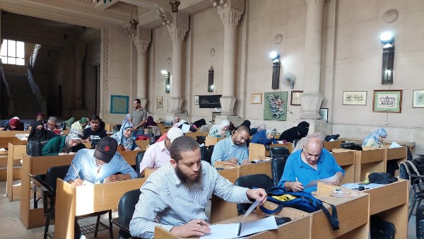 1300 متقدم.. انطلاق اختبارات نهاية المستوى الثالث برواق الخط العربي بالأزهر
