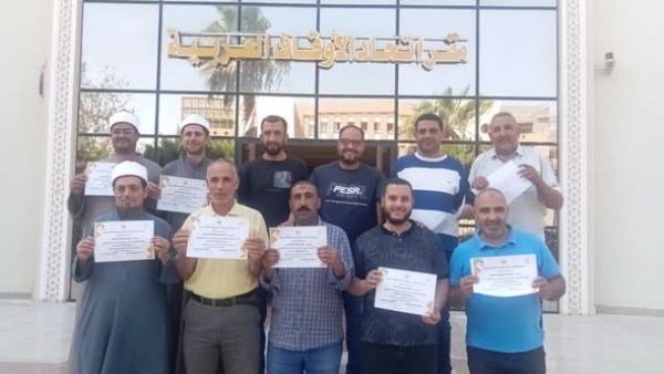 تخرج المجموعة 162 من دورة أساسيات الكمبيوتر بأكاديمية الأوقاف