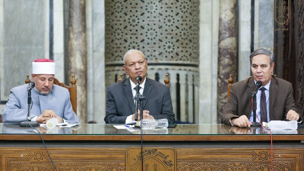 ملتقى الجامع الأزهر: الإسلام فتح القلوب بالمودة والرحمة.. ودعوى انتشاره بالسيف باطلة