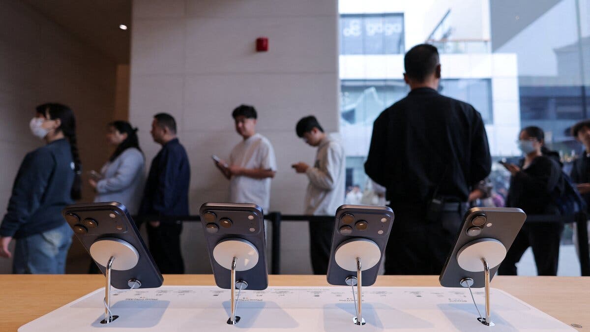 تحديث iOS 27.2 يكشف طريقة “أبل” في تطوير ميزة مكافحة السرقة 