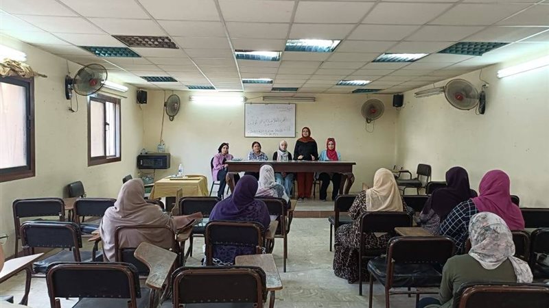 زراعة الشرقية تعقد ندوة عن الحمى القلاعية والوادي المتصدع