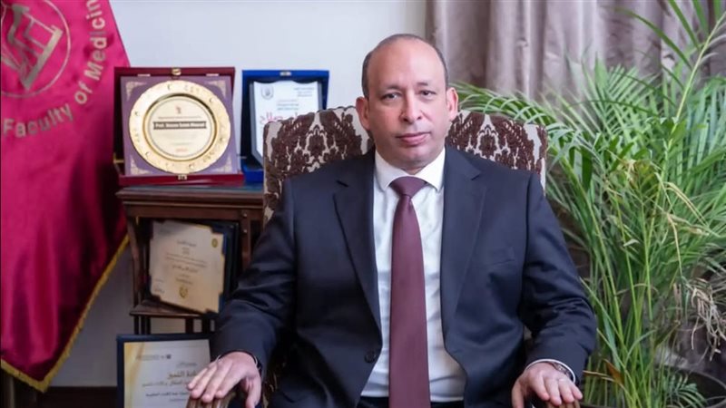 عميد طب قصر العيني يدعو لإنشاء منظومة وطنية متكاملة للأزمات الطبية والطوارئ