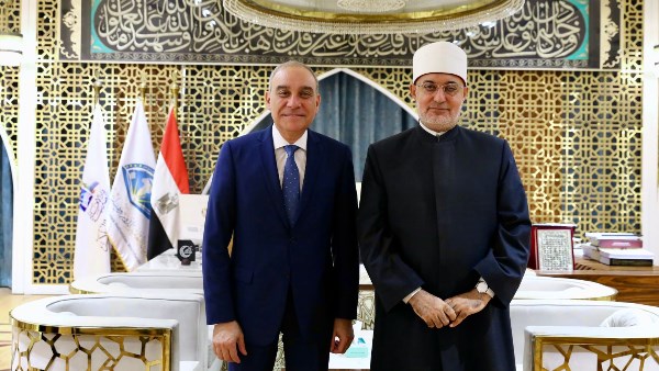 علماء ووزراء ومفتون من مختلف دول العالم يتوافدون إلى القاهرة للمشاركة في مؤتمر الإفتاء الدولي